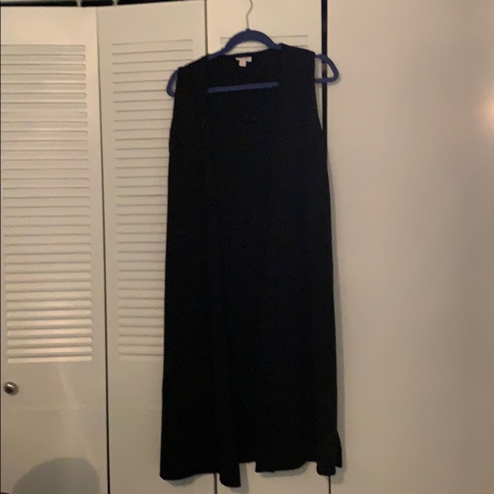 Small LuLaRoe Joy-Black